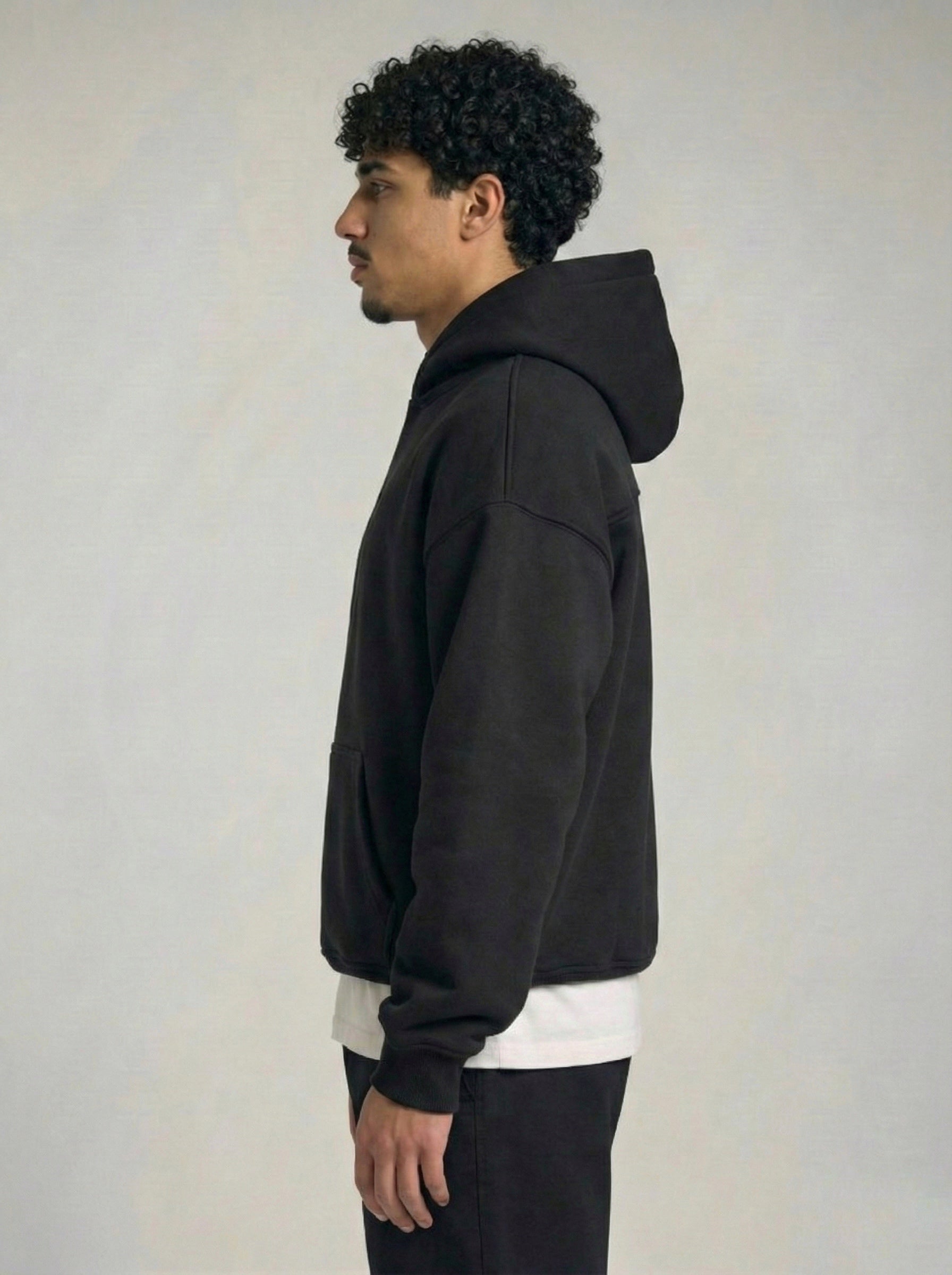 THE MADNESS HOODIE JETBLACK