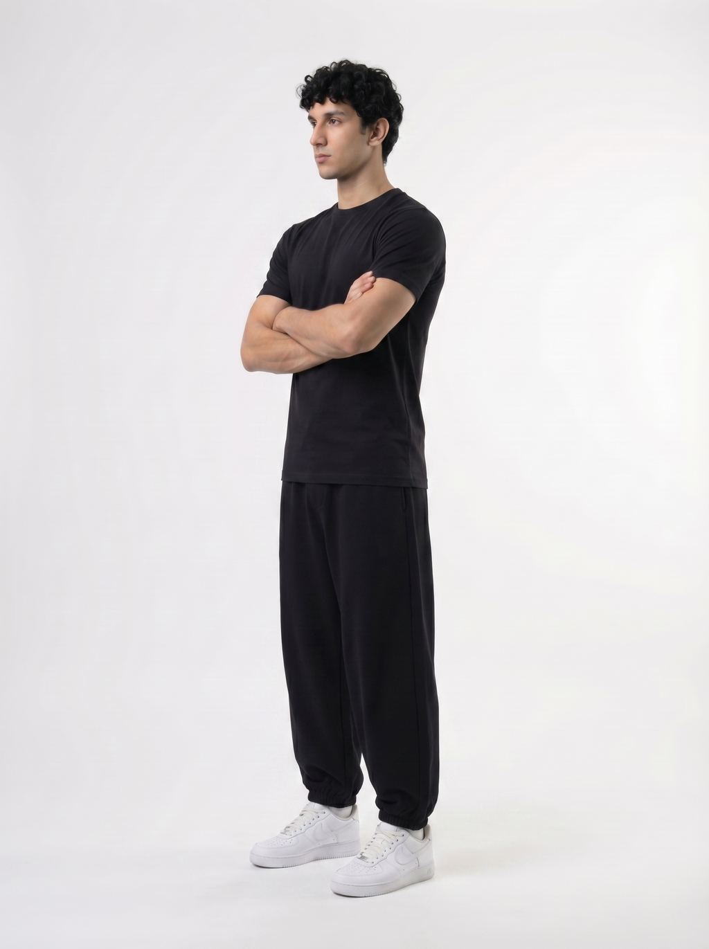 REGULAR TEE BLACK