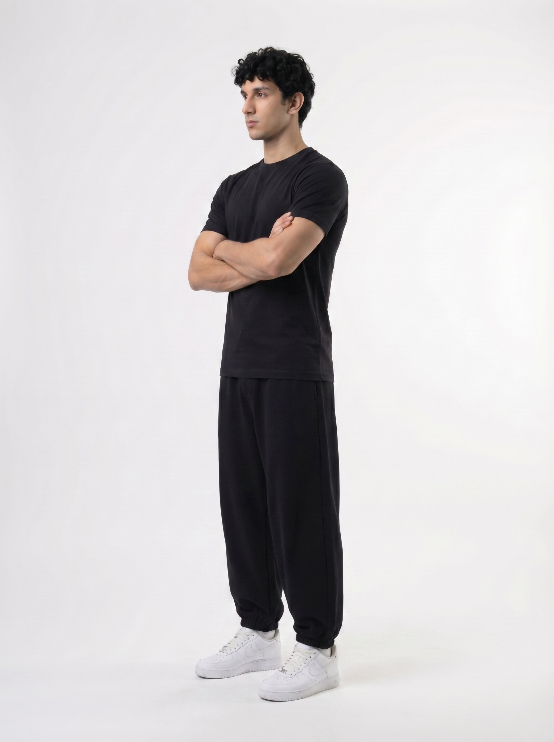 REGULAR TEE BLACK