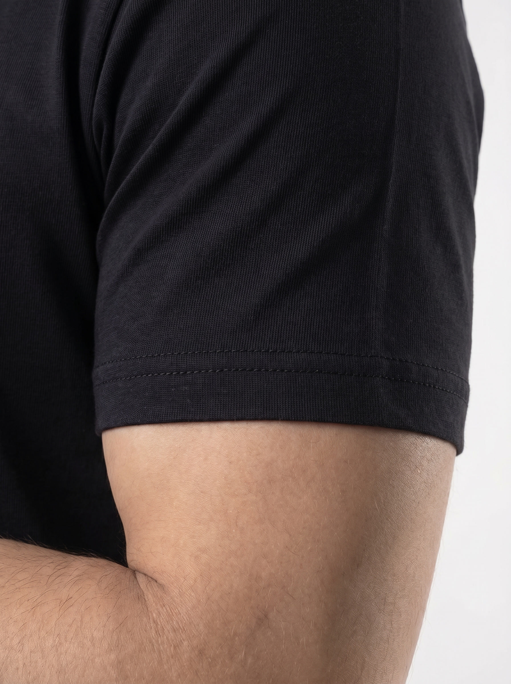 REGULAR TEE BLACK