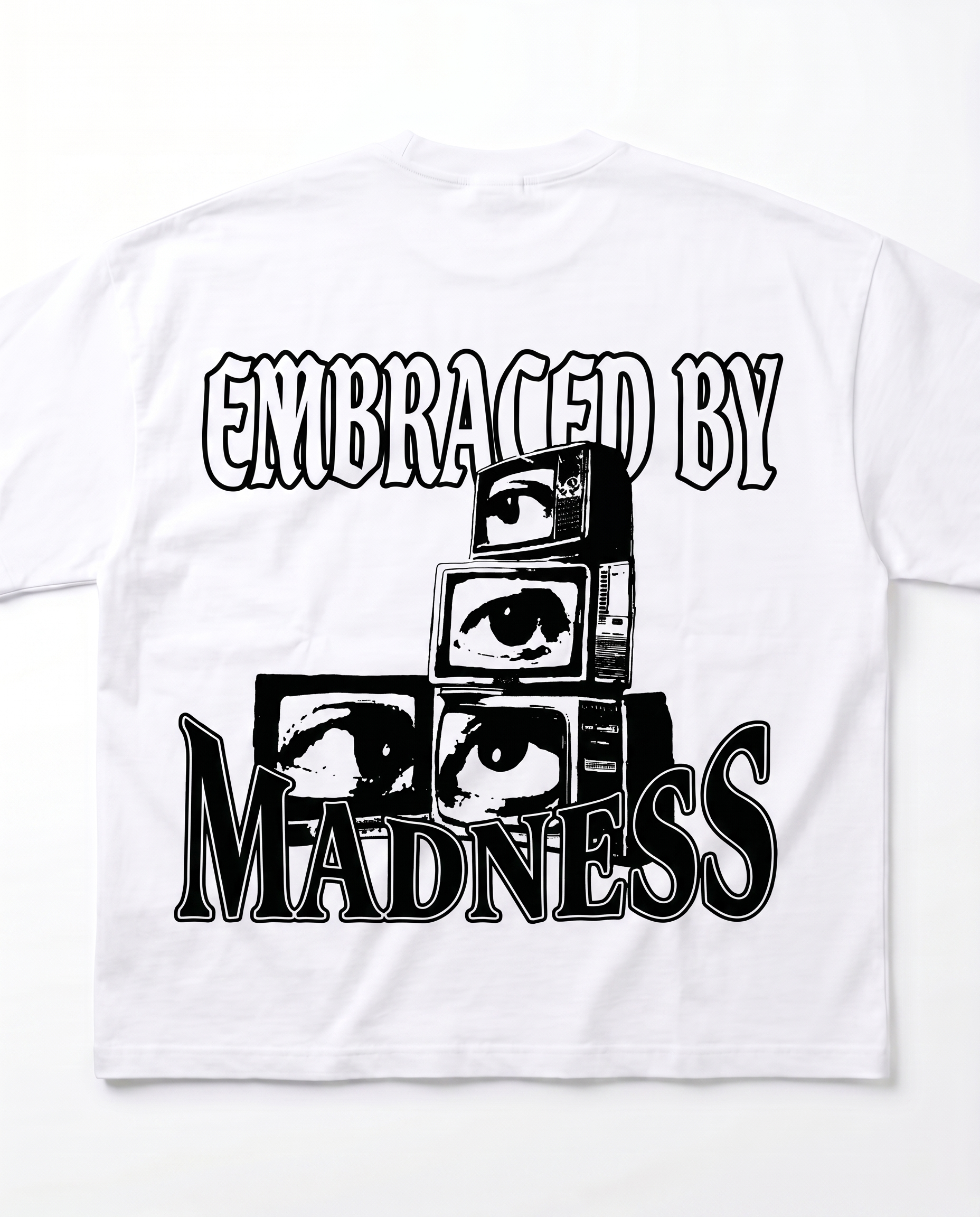 WHITE EMBRACED TEE