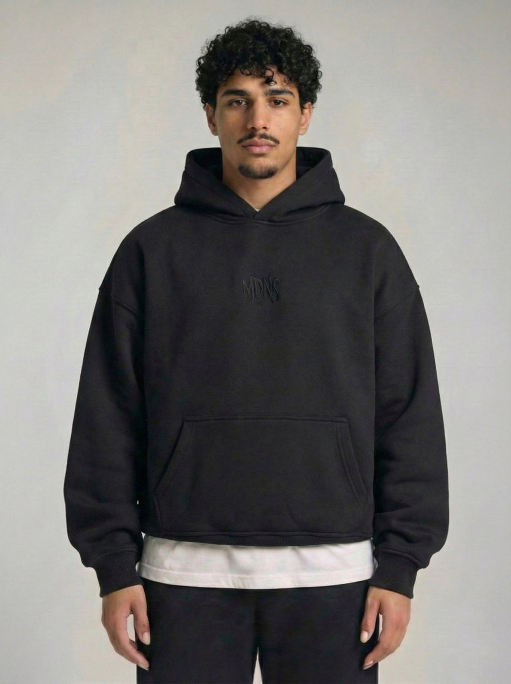 THE MADNESS HOODIE JETBLACK